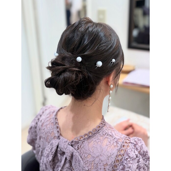 「お呼ばれヘア、迷ったらコレ♡」